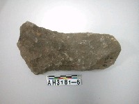 藏品(大型有腰打製石斧)的圖片